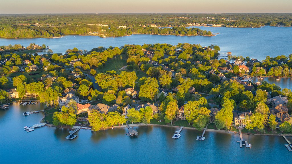 Aerial Photograph of Lake Norman Waterfront Homes at The Peninsula in Cornelius, NC